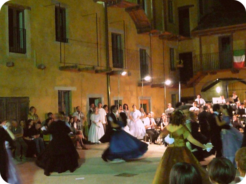 Esibizione con Filarmonica (10).jpg